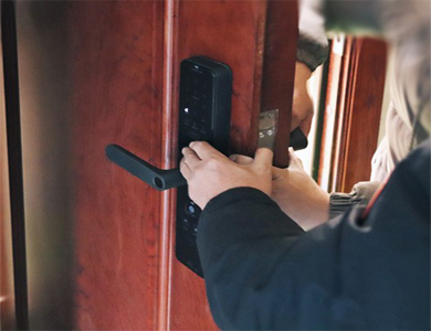 阿克塞24小时上门开锁公司